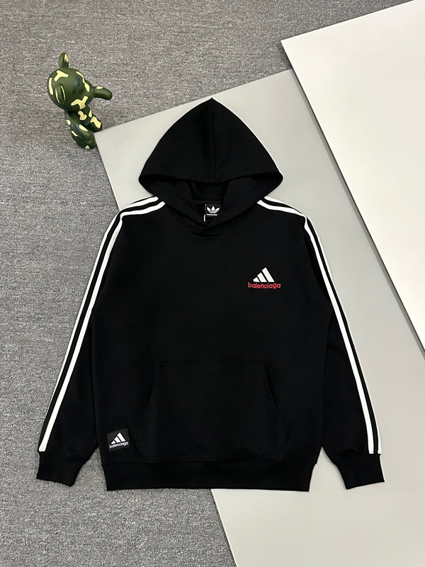 ブランドパーカー正面デザイン